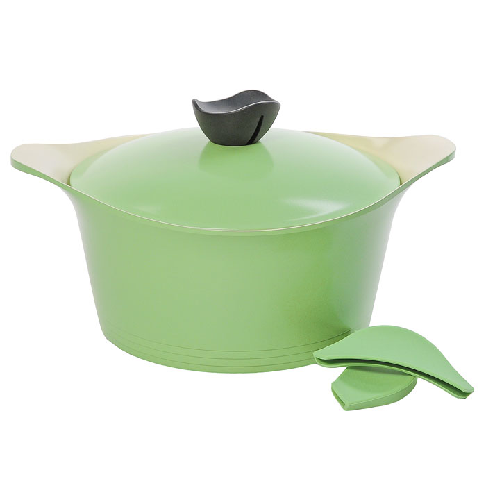 Кастрюля Frybest Ever Green с крышкой, 4,5л, цвет:зеленый, светлое внутреннее покрытие. GRCY-C24GRCY-C24 Кастрюля Frybest Ever Green с крышкой, 4,5л, цвет:зеленый, светлое внутреннее покрытие. GRCY-C24GRCY-C24Практичная и удобная кастрюля Frybest Ever Greent прекрасно подойдет приготовления различных каш, супов, соусов и других вкусных блюд. Кастрюля изготовлена из высококачественного литого алюминия с керамическим покрытием Ecolon как внутри, так и снаружи. Это покрытие является экологичным, так как состоит только из натуральных компонентов, таких как камень и песок. Благодаря этому в процессе приготовления пищи посуда не выделяет вредные вещества. Инновационное антипригарное покрытие позволяет готовить практически без масла и предохраняет продукты от пригорания. Слой анионов (отрицательно заряженных ионов) обладает антибактериальными свойствами. Они намного дольше сохраняют приготовленную пищу свежей. Также покрытие обладает непревзойденной прочностью и устойчивостью к царапинам, поэтому во время готовки можно использовать металлические аксессуары. Благодаря такому покрытию кастрюлю легко мыть после использования. Кастрюля имеет специальное утолщенное дно для идеальной...