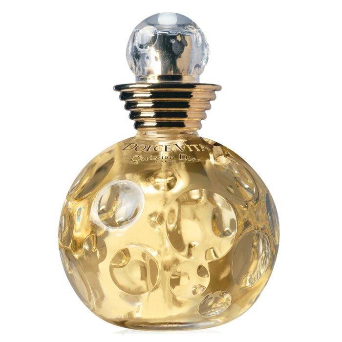 Christian Dior Dolce Vita. Туалетная вода, женская, 50млF061022009 Christian Dior Dolce Vita. Туалетная вода, женская, 50млF061022009Christian Dior Dolce Vita - изысканный, мягкий, чувственный, теплый, цветочный аромат. Dolce Vita - это аромат счастья и наслаждения жизнью, символизирующий вечную женственность. Как переливающийся светящийся шар, флакон Dolce Vita соединяет в себе прекрасное мастерство ювелира и парфюмера. Классификация аромата : восточный. Верхние ноты: кардамон, грейпфрут, персик, бергамот. Ноты сердца: красное дерево, магнолия, корица, лилия. Ноты шлейфа: кедровое дерево, ваниль, сандал. Ключевые слова : Роскошный, сладкий, яркий! Характеристики: Объем: 50 мл. Производитель: Франция. Туалетная вода - один из самых популярных видов парфюмерной продукции. Туалетная вода содержит 4-10% парфюмерного экстракта. Главные достоинства данного типа продукции заключаются в доступной цене, разнообразии форматов (как правило, 30, 50, 75, 100...