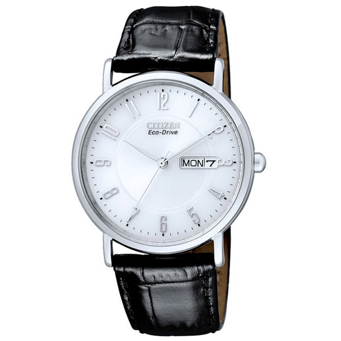 Наручные часы Citizen BM8241-01BEMV-017 Наручные часы Citizen BM8241-01BEMV-017Наручные мужские часы Citizen BM8241. Данная модель имеет гибридный механизм Eco-Drive. Проходя через специальный светопроницаемый циферблат, свет попадает на высокочувствительный фотоэлемент, преобразующий его в энергию, которая аккумулируется в специальном накопителе и используется для питания кварцевого часового механизма.