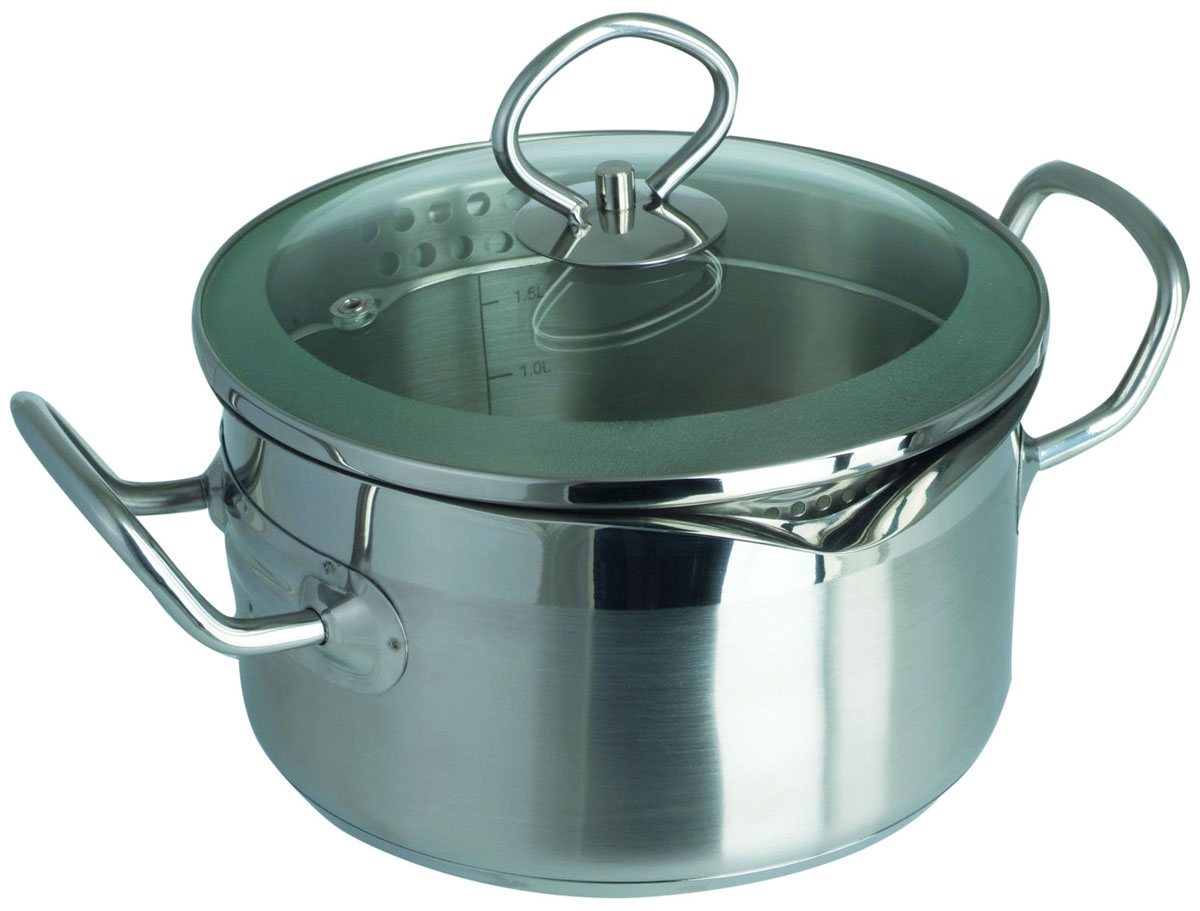 Кастрюля Pasta Vitro, с крышкой, 2,6 л93-PSv-03 Кастрюля Pasta Vitro, с крышкой, 2,6 л93-PSv-03Кастрюля Pasta Vitro выполнена из высококачественной нержавеющей стали с комбинированным полированием. Крышка, изготовленная из термостойкого стекла, снабжена металлическим ободком для прочности и более плотного закрывания, а также отверстием для выпуска пара. Металлический ободок на крышке кастрюли также имеет специальные отверстия, позволяющие сливать воду, не снимая крышку. Нужно всего лишь совместить отверстия с носиком посуды. Это удобно при варке картофеля, пельменей, макаронных изделий и многого другого. В кастрюле Pasta Vitro, изготовленной из экологически чистого материала, можно готовить без масла или жира, в этой посуде сохраняются все полезные свойства продуктов и естественные вкусовые качества. Оптимальное соотношение толщины дна и стенок посуды обеспечивает равномерное распределение тепла, экономит энергию, делает посуду устойчивой к деформации. Многослойное капсулированное дно аккумулирует тепло, способствует быстрому закипанию и приготовлению пищи даже при...
