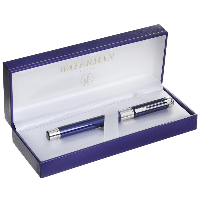 Ручка перьевая Waterman Perspective Blue CT, цвет корпуса: синий72523WD Ручка перьевая Waterman Perspective Blue CT, цвет корпуса: синий72523WDРучка Waterman Perspective Blue CT с открытым пером, состоит из корпуса, картриджа для чернил и металлического раздвоенного пера. Корпус ручки выполнен из латуни с многослойным лаковым покрытием синего цвета. Отдельные элементы дизайна имеют никеле-палладиевое покрытие.Перо из нержавеющей стали декорировано гравировкой и логотипом Waterman.Ручка имеет картриджную систему заправки, она оснащена унифицированным посадочным местом на верхней части фидера, куда устанавливается стандартный картридж с чернилами (входит в комплект). Картридж запаян полиэтиленовой крышкой.Ручка упакована в фирменный футляр с логотипом компании Waterman. В футляре предусмотрено дополнительное отделение, в котором расположен международный гарантийный талон и картридж с чернилами.Эксклюзивная перьевая ручка Waterman Perspective Blue CT подчеркнет стиль и элегантность ее владельца и станет превосходным подарком ценителю изящества роскоши.Ручка - это не просто пишущий инструмент, это - часть имиджа, наглядно демонстрирующая статус, характер и образ жизни ее владельца. Характеристики: Материал корпуса: латунь. Покрытие: лак. Цвет корпуса: синий. Отделка: никеле-палладиевое покрытие. Материал пера: нержавеющая сталь. Длина ручки без колпачка: 12,1 см. Длина ручки с колпачком: 13,9 см. Диаметр ручки: 1,2 см. Объем картриджа: 1,7 мл. Длина картриджа: 7,5 см. Максимальный диаметр картриджа: 0,7 см. Посадочные диаметры картриджа (наружный/внутренний): 0,55/0,35 см. Линия письма: тонкая (F). Цвет чернил: синий. Размер футляра: 17,5 см x 6,5 см x 3,5 см. Гарантия производителя: 3 года. Производитель: Франция. Артикул: S0830940. Создавая свою марку, основатели Waterman соединили вековые традиции и новаторский подход в технологии производства, классику и современность в дизайне. Соединяя и переплетая противоположности, Waterman удивительным образом превращает их в гармоничные стильные сочетания. Так появляются элегантные, поражающие разнообразием и изысканностью стилей ручки Waterman.Классические и современные, различных форм, цветовых гамм и покрытий, пишущие инструменты Waterman удовлетворят самый изысканный вкус, а их техническое совершенство дает полную свободу выбрать ту модель, которая соответствует вашему стилю письма и образу жизни.Waterman - это больше, нежели просто красивые письменные принадлежности. Они обладают высочайшим качеством и, как зеркало, отражают индивидуальность своего владельца.