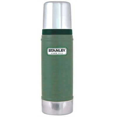 Термос Stanley Legendary Classic, цвет: темно-зеленый, 0,47 лa026124 Термос Stanley Legendary Classic, цвет: темно-зеленый, 0,47 лa026124Герметичный термос Stanley изготовлен из высококачественной нержавеющей стали с вакуумной изоляцией и удерживает температуру на протяжении 15 часов. Крышка выполнена в виде термостакана объемом 240 мл. Слив - через поворотную пробку.Стильный функциональный термос будет незаменим в дороге, на пикнике. Его можно взять с собой куда угодно, и вы всегда сможете наслаждаться горячим домашним напитком.Гарантийный срок 5 лет. Возврат товара возможен только через сервисный центр.Гарантийный центр:м. ВДНХ, Ботанический сад 129223, г. Москва, Проспект Мира, 119, ВВЦ, строение 323+7 495 974 3494service@omegatool.ru Время работы сервисного центра: Пн-чт: 10.00-18.00Пт: 10.00- 17.00Сб, Вс: выходные дни