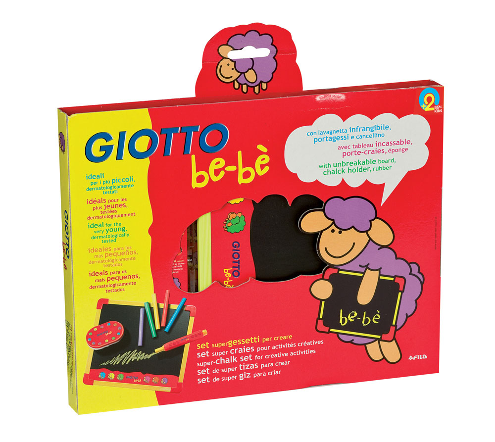 Набор для рисования мелом Giotto Be-be, 13 предметовPP-220 Набор для рисования мелом Giotto Be-be, 13 предметовPP-220Этот набор для рисования мелом подойдет даже самому маленькому художнику. Ведь малышам так важно дать возможность для реализации их творческих планов. Удобная, двусторонняя доска со специальным покрытием и прочной желтой рамочкой - как раз то, что нужно маленькому творцу.Рисование мелом учит ребенка использовать выразительные особенности материала, развивает творческое воображение и превращает рисование в веселую игру.В наборе: доска в желтой рамочке, цветные мелки - 10 шт, держатель для мела, губка для стирания мела. Характеристики: Размер доски: 20 см х 24 см.Размер упаковки: 31,5 см х 25,5 см х 2,5 см.Рекомендуемый возраст: от 2 лет.
