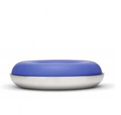Набор подставок для сервироки яиц Brabantia, 2 шт. 621000621000 Набор подставок для сервироки яиц Brabantia, 2 шт. 621000621000Набор подставок для сервировки яиц Brabantia состоит из двух оригинальных подставок. Яркий, привлекающий внимание дизайн подставки оживит интерьер кухни и на столе будет всегда настоящим украшением, поэтому даже привычное яйцо всмятку покажется оригинальным кушаньем. Не использовать абразивные моющие средства. Характеристики: Материал: нержавеющая сталь, пластик. Диаметр подставки: 7 см. Размер углубления для яйца: 1,5 см. Производитель: Россия. Артикул: 621000. Гарантия производителя: 5 лет.