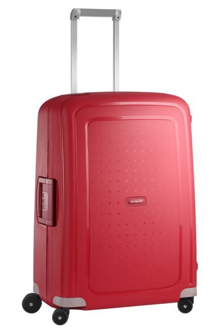 Чемодан Samsonite SCure, 79 л. 10U-10001, красный10U-10001 Чемодан Samsonite SCure, 79 л. 10U-10001, красный10U-10001Чемодан Samsonite SCure - это самый легкий чемодан, выполненный из полипропилена Flowlite, очень прочного и устойчивого к износу материала. Особо тонкие створки позволяют разместить вещей намного больше, а внутренние органайзерные ремни, сетки и карманы позволят сохранить в порядке ваши вещи, как долго бы ни длилось путешествие. Высококачественная фурнитура гарантирует прочность всех деталей, надежность молний и плавность выдвижной ручки с регулируемой высотой, а двойные колеса обеспечивают плавность хода вашему чемодану. Чемодан закрывается на защелки и оснащен замком безопасности TSA, который исключает возможность взлома при досмотре во время путешествий. Отверстие в кодовом замке предназначено для работников таможни (открытие багажа для досмотра без присутствия хозяина). Ключ находится только у таможни. Выдвижная ручка, фиксирующаяся в четырех положениях, обеспечивает хорошую устойчивость и может быть отрегулирована под рост каждого ...
