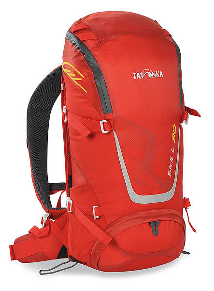 Рюкзак спортивный Tatonka Skill 30, цвет: красный, 30 л1480.015 Рюкзак спортивный Tatonka Skill 30, цвет: красный, 30 л1480.015Легкий спортивный рюкзак Tatonka Skill 30 с фронтальной загрузкой. Новая система подвески X Vent Zero обеспечивает отличную вентиляцию спины, фиксацию и распределение груза. Рюкзак имеет хорошее оснащение при весе меньше 1 кг. Особенности рюкзака: Подвеска X Vent Zero. Удобный доступ в основное отделение на водонепроницаемой молнии. Петли на клапане для крепления дополнительного снаряжения. Держатель ключей. Дождевой чехол яркого цвета. Мягкие лямки эргономичной формы с эластичным нагрудным ремнем. Мягкий поясной ремень. Боковые стяжки. Петли для палок или ледоруба. Отдельный доступ в нижнее отделение. Ручка для переноски.
