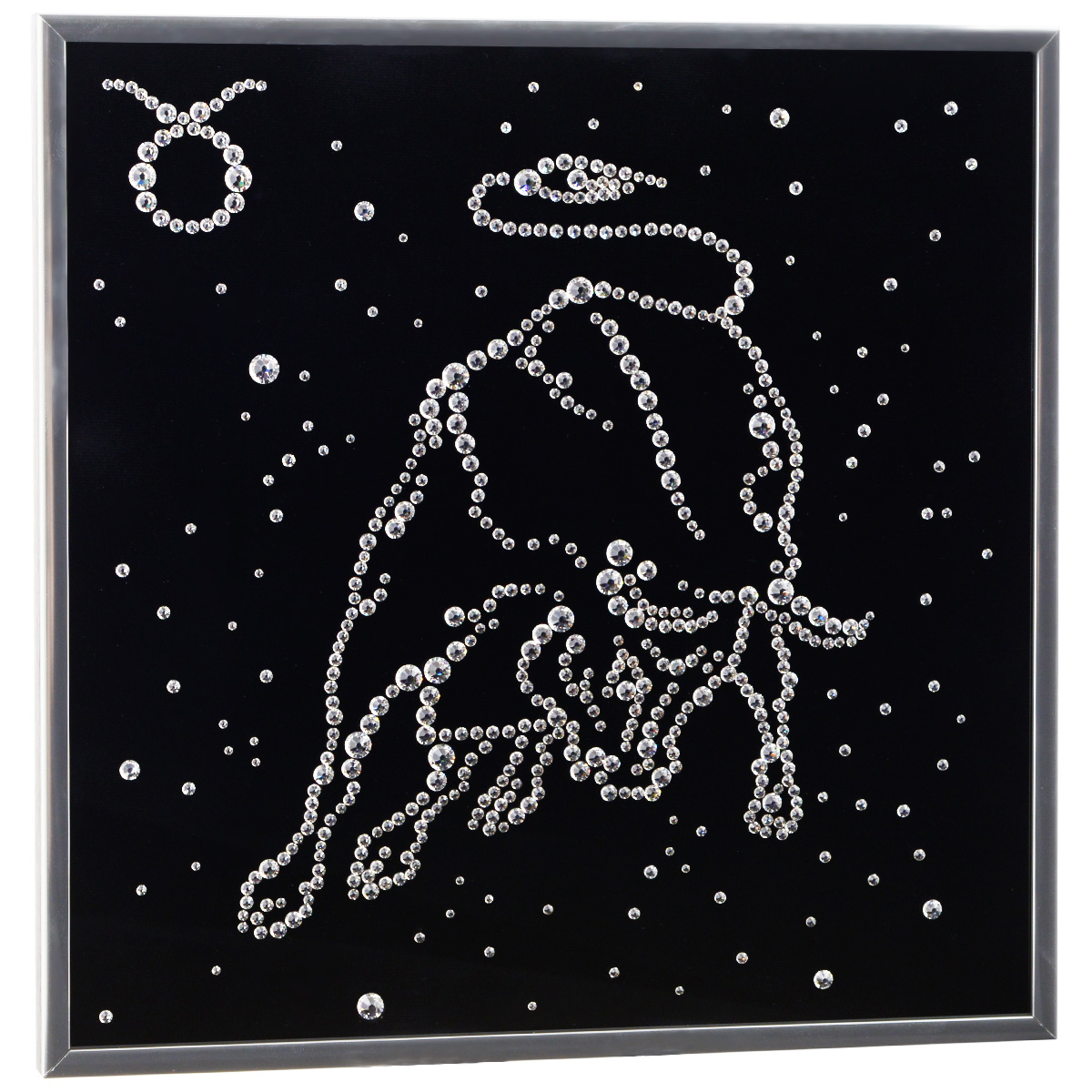 Картина с кристаллами Swarovski Знак зодиака. Телец, 26 см х 26 см1126 Картина с кристаллами Swarovski Знак зодиака. Телец, 26 см х 26 см1126Изящная картина в металлической раме, инкрустирована кристаллами Swarovski в виде знака зодиака - телец. Кристаллы Swarovski отличаются четкой и ровной огранкой, ярким блеском и чистотой цвета. Под стеклом картина оформлена бархатистой тканью, что прекрасно дополняет блеск кристаллов. С обратной стороны имеется металлическая петелька для размещения картины на стене. Картина с кристаллами Swarovski Знак зодиака. Телец элегантно украсит интерьер дома или офиса, а также станет прекрасным подарком, который обязательно понравится получателю. Блеск кристаллов в интерьере, что может быть сказочнее и удивительнее. Картина упакована в подарочную картонную коробку синего цвета и комплектуется сертификатом соответствия Swarovski.