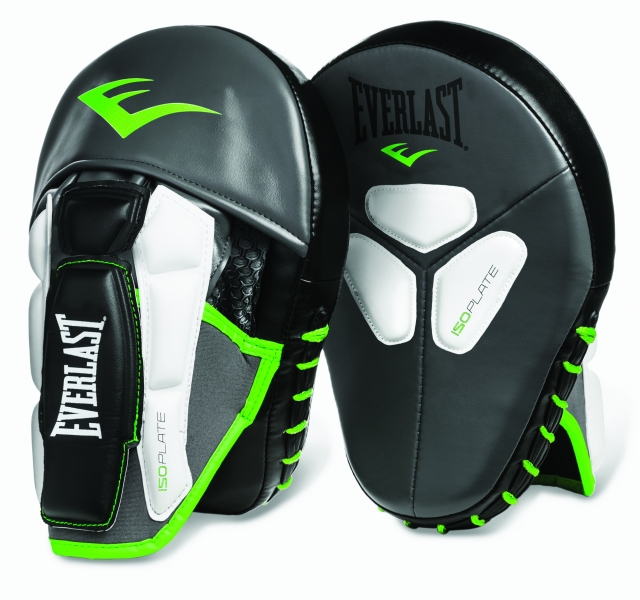 Лапы Everlast Prime Mantis, цвет: серый, зеленый1900000 Лапы Everlast Prime Mantis, цвет: серый, зеленый1900000Боксерские лапы про-уровня Everlast Prime Mantis изготовлены из мягкой искусственной кожи с увеличенным запасом прочности. Вставка из сетки с тыльной стороны ладони обеспечивает отличную вентиляцию, а антибактериальная пропитка предотвращает появление неприятного запаха. Пенный наполнитель ISOPLATE в области запястья гарантирует превосходную поддержку и защиту от растяжений. Лапы данной модели используются на тренировках профессиональных бойцов.