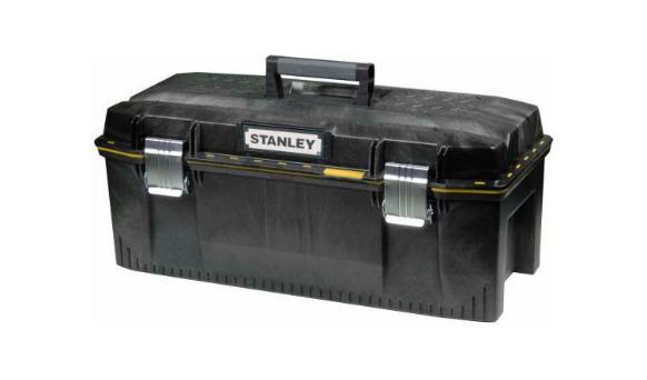 Ящик для инструментов Stanley FatMax, влагозащитный, 23SC-FD421005 Ящик для инструментов Stanley FatMax, влагозащитный, 23SC-FD421005Ящик для инструмента профессиональный FatMax из структулена влагозащитный повышенной прочности и емкости предназначен для хранения и переноски инструментов.Водозащитное уплотнение по периметру ящика для исключительной защиты содержимого.Переносной лоток для транспортировки инструмента и мелких деталей, при этом в ящике остается место под крупный инструмент, поскольку длина лотка составляет всего 3/4 от длины ящика.Изготовлен из структулена для обеспечения жесткости и прочности.Большие металлические с защитой от коррозии замки с возможностью использования навесного замка (в комплект поставки не входит). V-образный паз в крышке ящика для удобства расположения детали при пилении.Прочная эргономичная ручка с мягкими вставками позволяет с легкостью переносить тяжелые вещи. Характеристики: Материал:структулен. Размеры ящика: 58,4 x 30,5 x 26,7 см. Глубина ящика: 19 см. Размеры лотка: 38 см х 25 см х 3 см. Размеры упаковки: 58,4 x 30,5 x 26,7 см.