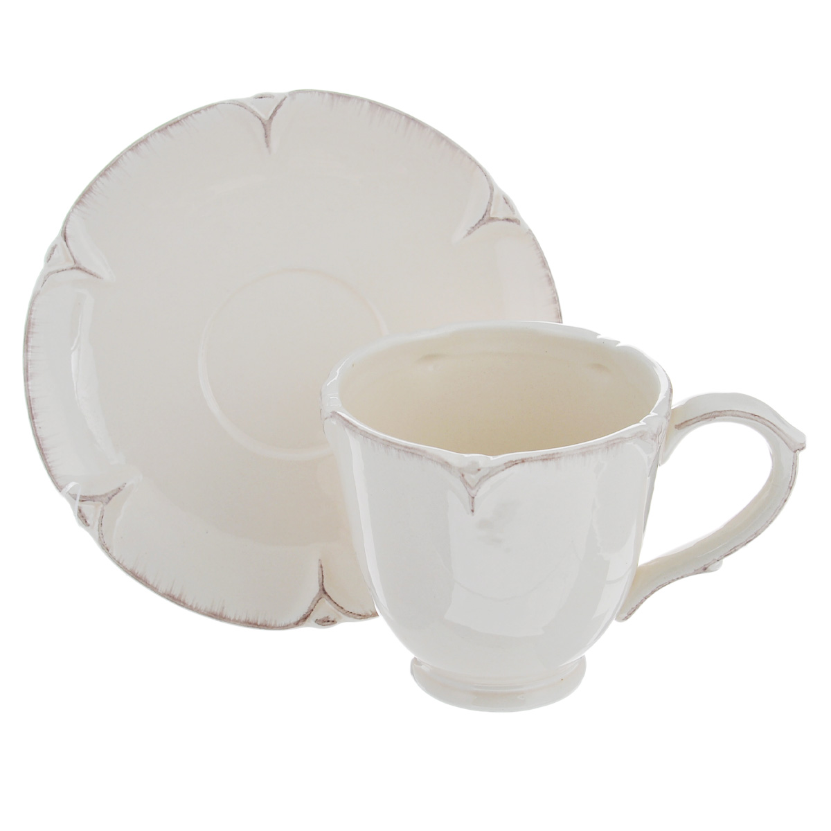 Чайная пара Lillo Ideal, 2 предмета. 214203214203 Чайная пара Lillo Ideal, 2 предмета. 214203214203Чайная пара Lillo Ideal сочетает в себе изысканный дизайн с максимальной функциональностью. Чашка с блюдцем выполнены из высококачественной керамики. Оформление придется по вкусу и ценителям классики, и тем, кто предпочитает утонченность и изысканность. Такая чайная пара станет отличным сувениром для ваших друзей и близких. Можно использовать в посудомоечной машине и микроволновой печи. Диаметр чашки по верхнему краю: 9 см. Высота чашки: 9 см. Объем чашки: 300 мл. Диаметр блюдца: 15 см.