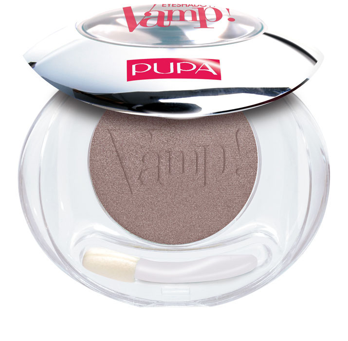 PUPA Компактные тени Vamp!, матовые, тон №103 пирожное, 2,5 г040012103 PUPA Компактные тени Vamp!, матовые, тон №103 пирожное, 2,5 г040012103Vamp! - компактные тени для век. Чистый цвет - безупречное нанесение. Взгляд звезды за несколько секунд. Vamp! Compact подарит вам чистейший, насыщенный цвет, равномерно распределяющийся при первом нанесении. Благодаря мягкой, кремовой текстуре тени легко наносятся и растушевываются, позволяя варьировать интенсивность тона. 24 ярких оттенка с высокой концентрацией пигментов и тремя различными эффектами - матовым, металлическим и глянцевым - созданы для бесконечного количества комбинаций цветов и всегда неповторимого образа Vamp! Результат? Несравнимый цвет и притягательный взгляд на целый день! Новый практичный формат pret-a-porter. Низкий риск возникновения аллергии. Офтальмологически тестированы. Товар сертифицирован.