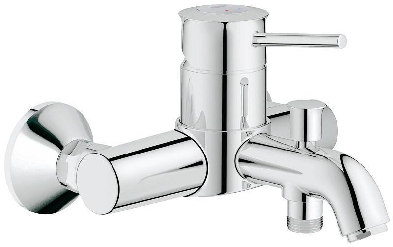 Смеситель для ванны GROHE BauClassic с переключателем ваннадуш (32865000)4005176876387 Смеситель для ванны GROHE BauClassic с переключателем ваннадуш (32865000)4005176876387Классический смеситель для ванны и душа: - настенная классическая установка с хромированными эксцентриками - GROHE SilkMove® керамический картридж O 46 мм - GROHE StarLight® хромированная поверхность - изменяемый расход воды (регулировка картриджа) - автоматический переключатель душ\ванна