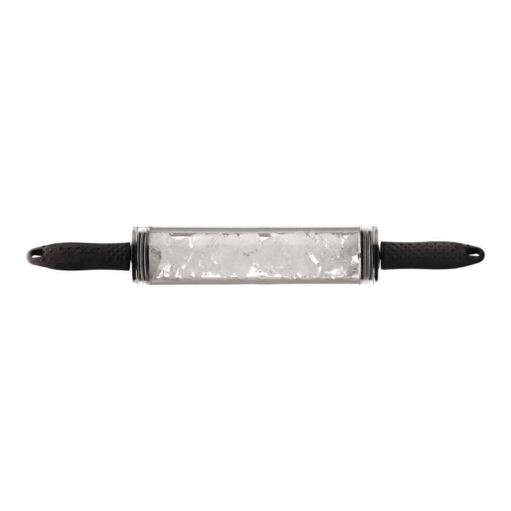 Скалка Bodum Bistro, цвет: черный, длина 48 см11399-01B Скалка Bodum Bistro, цвет: черный, длина 48 см11399-01BОригинальная скалка Bodum Bistro выполнена из нержавеющей стали. Полый корпус изделия изготовлен из прозрачного пластика, который может заполняться льдом: охлажденное тесто во время раскатывания не будет прилипать к поверхности. Силиконовые ручки изделия оснащены рельефной поверхностью для более комфортного хвата. Скалка Bodum Bistro непременно украсит вашу коллекцию кухонных аксессуаров! Длина скалки: 48 см. Диаметр скалки: 6 см.