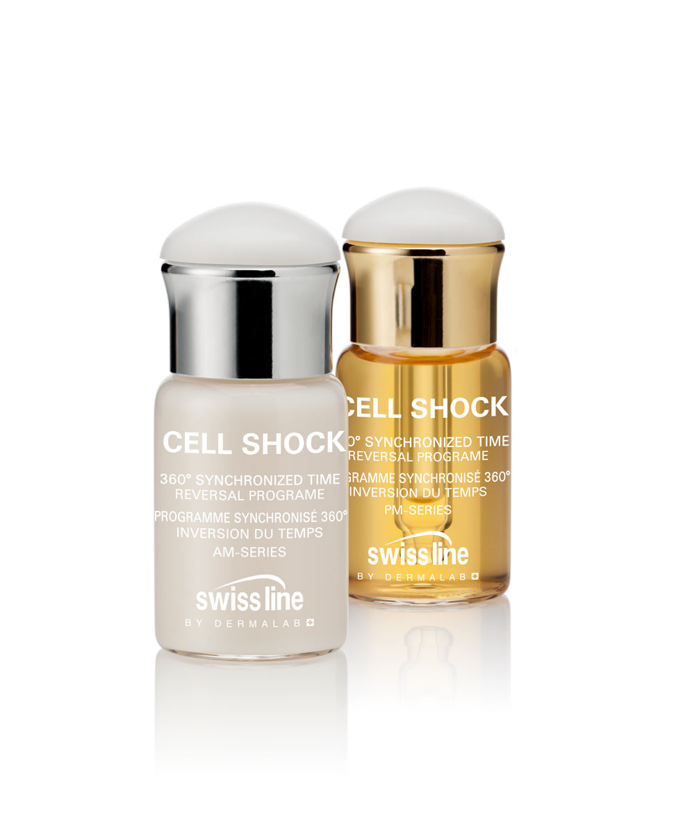 Swiss Line Cell Shock Синхронизированная антивозрастная программа 360°, 4x12 мл1180 Swiss Line Cell Shock Синхронизированная антивозрастная программа 360°, 4x12 мл1180Синхронизированная антивозрастная программа “время вспять” регулирует функции восстановления и обновления кожи согласно её суточному биоритму. Благодаря этому принципу уход за кожей синхронизирован, что позволяет достичь непревзойденных результатов! Программа разработана на основе классических программ лечения ампулами: кожа обновляется один раз в месяц, что составляет один клеточный цикл, в течение которого Вы можете улучшить упругость, уменьшить морщины, восстановить идеальный уровень увлажнения и увеличить жизненную силу и сияние кожи. РЕКОМЕНДУЕТСЯ ? Для всех потребителей с усталой, тусклой, безжизненной кожей независимо от её типа. ? Для клиентов с признаками старения кожи, которые плохо корректируются обычным уходом. ? Для тех, кто часто путешествует, тех, кто испытывает стресс и усталость. В период межсезонья. В наборе представлены: 1. Две ампулы дневного использования - CELL SHOCK 360° SYNCHRONIZED TIME REVERSAL PROGRAME, AM-SERIES, 12 ml СВОЙСТВА ...