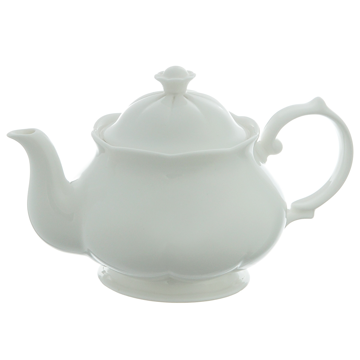 Чайник заварочный Royal Bone China White, 0,5 л89ww/0351 Чайник заварочный Royal Bone China White, 0,5 л89ww/0351Заварочный чайник Royal Bone China White, изготовленный из костяного фарфора с содержанием костяной муки (45%), прекрасно впишется в интерьер вашей кухни и станет достойным дополнением к кухонному инвентарю. Основным достоинством изделий из костяного фарфора является абсолютно гладкая глазуровка. Такие изделия сочетают в себе изысканный вид с прочностью и долговечностью. Чайник снабжен эргономичной крышкой и изящной ручкой. Заварочный чайник Royal Bone China White не только украсит ваш кухонный стол и подчеркнет прекрасный вкус хозяйки, но и станет отличным подарком. Объем чайника: 0,5 л. Высота (с учетом крышки): 12 см.