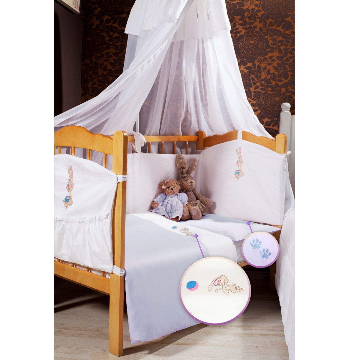 Детское постельное белье Primavelle Lovely Baby (ясельный спальный КПБ, хлопок, наволочка 42х62), цвет: голубой115124231-4818в Детское постельное белье Primavelle Lovely Baby (ясельный спальный КПБ, хлопок, наволочка 42х62), цвет: голубой115124231-4818вДетское постельное белье Primavelle Lovely Baby прекрасно подойдет для вашего малыша. Текстиль произведен из 100% хлопка. При нанесении рисунка используются безопасные натуральные красители, не вызывающие аллергии. Гладкая структура делает ткань приятной на ощупь, она прочная и хорошо сохраняет форму, мало мнется и устойчива к частым стиркам. Комплект состоит из наволочки, простыни на резинке и пододеяльника. Яркий рисунок непременно понравится вашему ребенку. В комплект входят: Пододеяльник - 1 шт. Размер: 145 см х 115 см. Простыня - 1 шт. Размер: 120 см х 60 см. Наволочка - 1 шт. Размер: 42 см х 62 см.