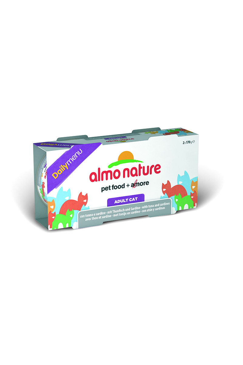 Консервы для кошек Almo Nature Daily menu, с тунцом и сардинами, 170 г х 2 шт0120710 Консервы для кошек Almo Nature Daily menu, с тунцом и сардинами, 170 г х 2 шт0120710Almo Nature Daily menu - консервы для кошек, изготовленные из отборных, гипоаллергенных и легко усвояемых ингредиентов.Содержит питательные, высококачественные продукты: подлинное мясо – без гормонов и антибиотиков и овощи и злаки, произрастающие в экологически чистых условиях без использования пестицидов и химических веществ.Состав: тунец 51%, сардинки 10%, рис 5%.Пищевые добавки: витамин А - 107,33 МЕ/кг, витамин Е - 9,8 мг/кг.Технологические добавки: экстракт кассия - 2450 мг/кг.Гарантированный анализ: белки -14%, клетчатка – 0,1%, жиры – 2%, зола – 2%, влага – 78%.Товар сертифицирован.