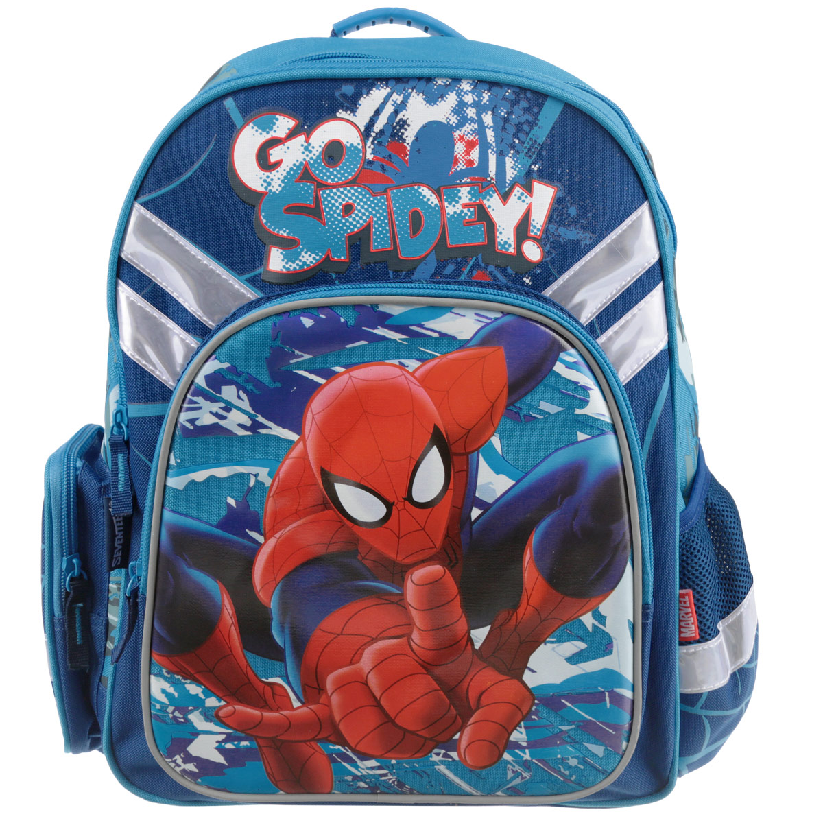 Набор школьника Spider-man Classic. SMCS-UT1-51BOXSMCS-UT1-51BOX Набор школьника Spider-man Classic. SMCS-UT1-51BOXSMCS-UT1-51BOXВашему вниманию предлагается все самое необходимое для школьника в одном наборе. Состав: рюкзак, пенал, фартук, сумка-рюкзак для обуви, кошелек, выполненные в одном стиле. Школьный ранец выполнен из износоустойчивых материалов с водонепроницаемой основой, декорирован аппликацией и рисунками в тематике Человека-Паука. Ранец имеет два основных отделения, закрывающиеся на молнию. Внутри главного отделения расположены два разделителя, для тетрадей и учебников. На лицевой стороне ранца расположен накладной карман на молнии. По бокам ранца размещены два дополнительных накладных кармана, один открытый на резинке и один на застежке-молнии. Ортопедическая спинка, созданная по специальной технологии из дышащего материала, равномерно распределяет нагрузку на плечевые суставы и спину. Удлиненные держатели облегчают фиксацию длины ремней с мягкими подкладками. Ранец оснащен удобной ручкой для переноски и двумя широкими лямками, регулируемой длины. Пенал мягкий с...