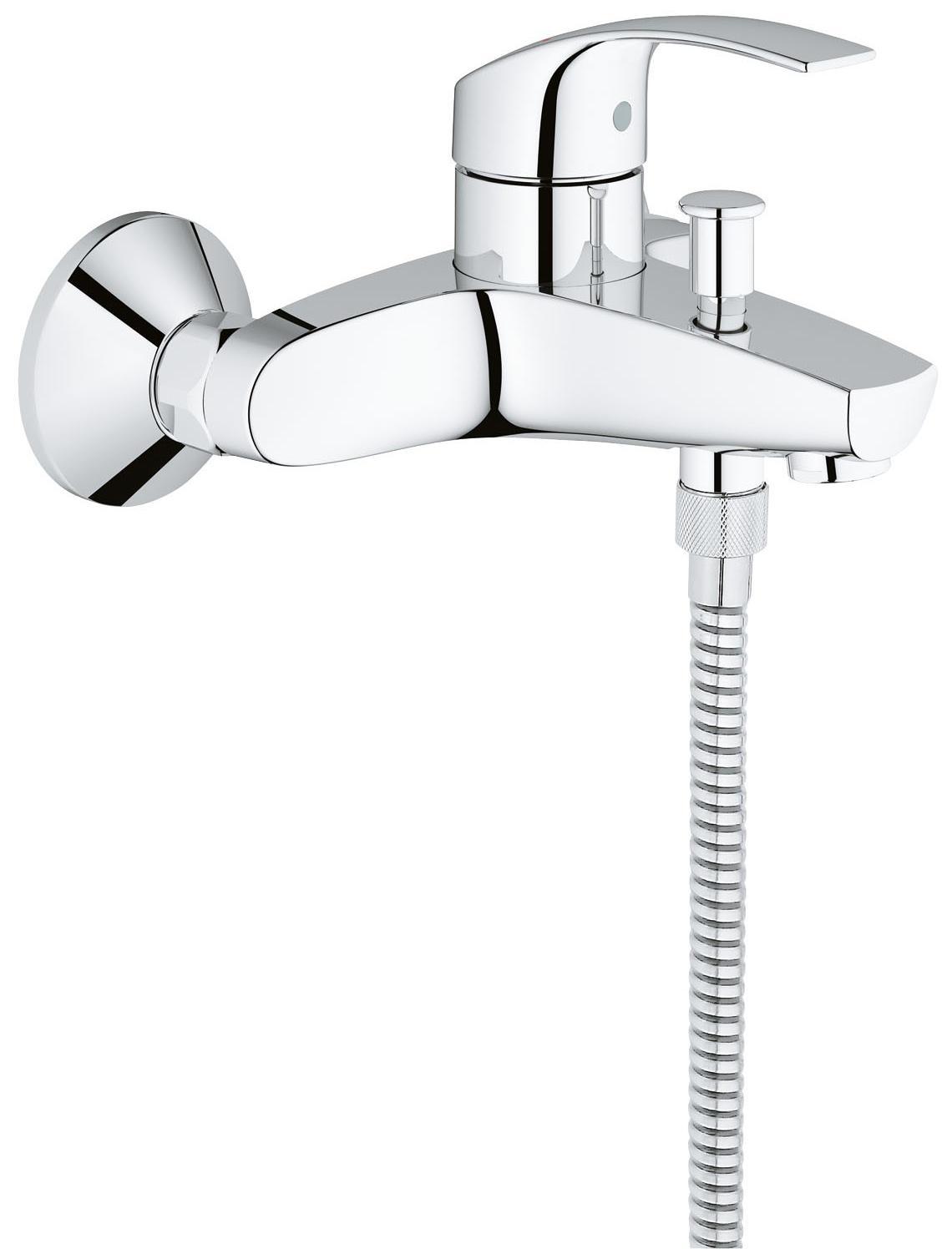 Смеситель для ванны GROHE Eurosmart New с душевым набором (настенный держатель, ручной душ), хром33302002 Смеситель для ванны GROHE Eurosmart New с душевым набором (настенный держатель, ручной душ), хром33302002GROHE Eurosmart: смеситель для ванны с душевым гарнитуром, который превратит принятие ванны и душа в расслабляющее удовольствие Вне зависимости от того, что Вы предпочитаете – горячую ванну или бодрящий душ с технологией GROHE DreamSpray – этот смеситель для ванны из коллекции Eurosmart в комплекте с душевым гарнитуром превратит обе эти процедуры в сплошное удовольствие. Даже во время продолжительного купания под душем хромированная поверхность душевой головки не нагреется, а водосберегающий механизм GROHE EcoJoy ограничит расход воды до 9,5 литров в минуту. Благодаря системе предотвращения известкования SpeedClean, форсунки душевой головки легко очищаются от известковых отложений. Эта комбинация из смесителя и ручного душа, сочетающая в себе привлекательный дизайн и полезные функциональные особенности, превратит ванную комнату в умиротворяющее спа-пространство для всей Вашей семьи, а также привнесет в интерьер эффектное сияние благодаря своему высококачественному хромированному...