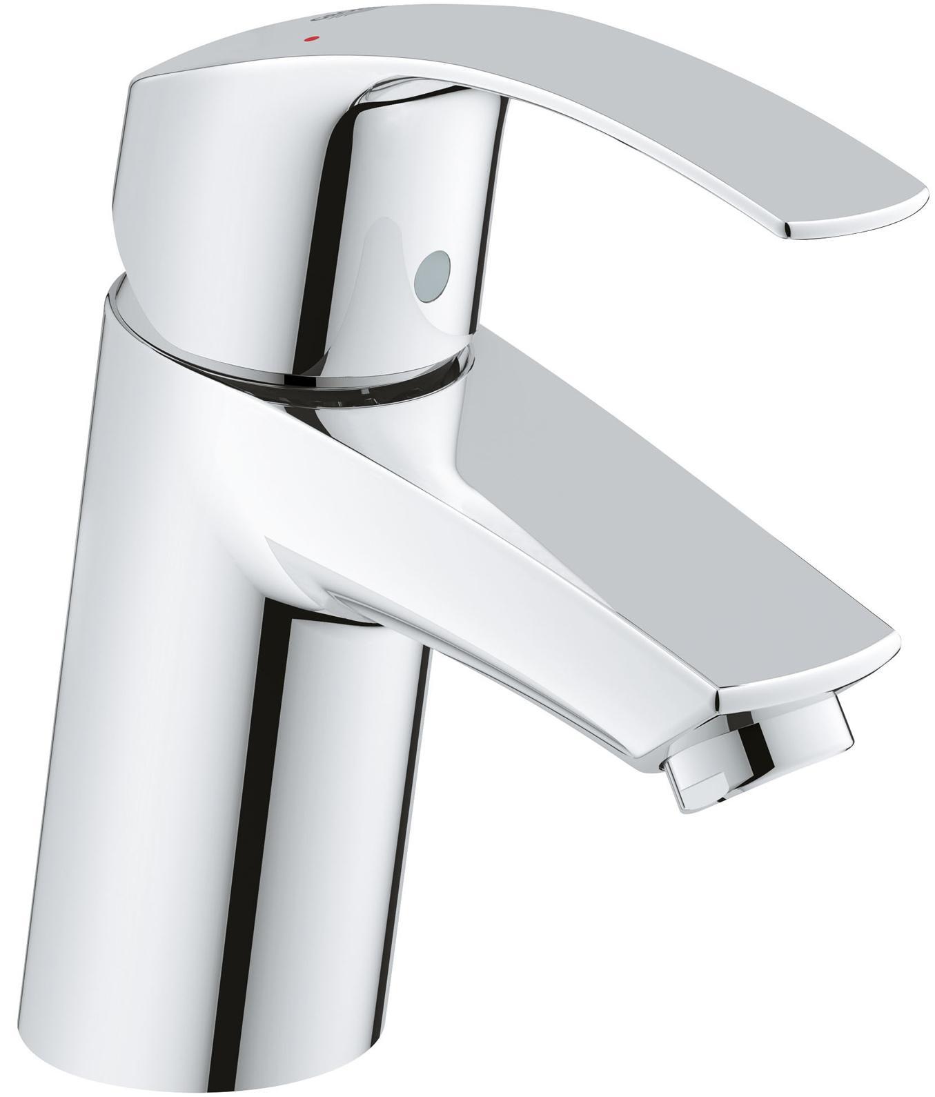 Смеситель для раковины GROHE Eurosmart New с низким изливом, хром32467002 Смеситель для раковины GROHE Eurosmart New с низким изливом, хром32467002GROHE Eurosmart: смеситель для раковины в обтекаемом корпусе с износостойким глянцевым покрытием Если Вам необходим смеситель для ванной комнаты без встроенных сливных механизмов, Вам подойдет данная модель с цельным корпусом без штоков и цепочек. Хромированное покрытие GROHE StarLight придает смесителю роскошный блеск, подчеркивающий его лаконичный и эффектный дизайн. Картридж с прогрессивной технологией GROHE SilkMove сообщает рычагу чрезвычайно плавный ход, который сохраняется даже после многих лет интенсивной эксплуатации. Водосберегающий механизм GROHE EcoJoy обеспечивает экономию воды, достигающую 50%. Система упрощенного монтажа поможет установить смеситель и подготовить его к работе с минимальными затратами времени. Особенности: Монтаж на одно отверстие Металлический рычаг GROHE SilkMove керамический картридж 35 мм С ограничителем температуры Регулировка расхода воды GROHE StarLight хромированная поверхность GROHE EcoJoy 5.7 л/мин ...