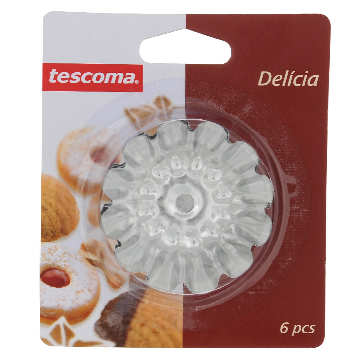 Набор форм для выпечки Tescoma Delicia, с антипригарным покрытием, 6 шт631520 Набор форм для выпечки Tescoma Delicia, с антипригарным покрытием, 6 шт631520Набор для выпечки Tescoma Delicia состоит из 6 круглых форм с волнистыми рельефными краями. Изделия выполнены из высококачественного металла с антипригарным покрытием, которое предотвращает прилипание пищи. Это позволит легко извлечь выпечку из формы, просто перевернув ее. Формы идеально подходят для приготовления кексов, сладкого, соленого печенья и других десертов. После использования вымойте и вытрите формы. Нельзя использовать в посудомоечной машине. Комплектация: 6 шт. Высота стенок: 2,2 см.