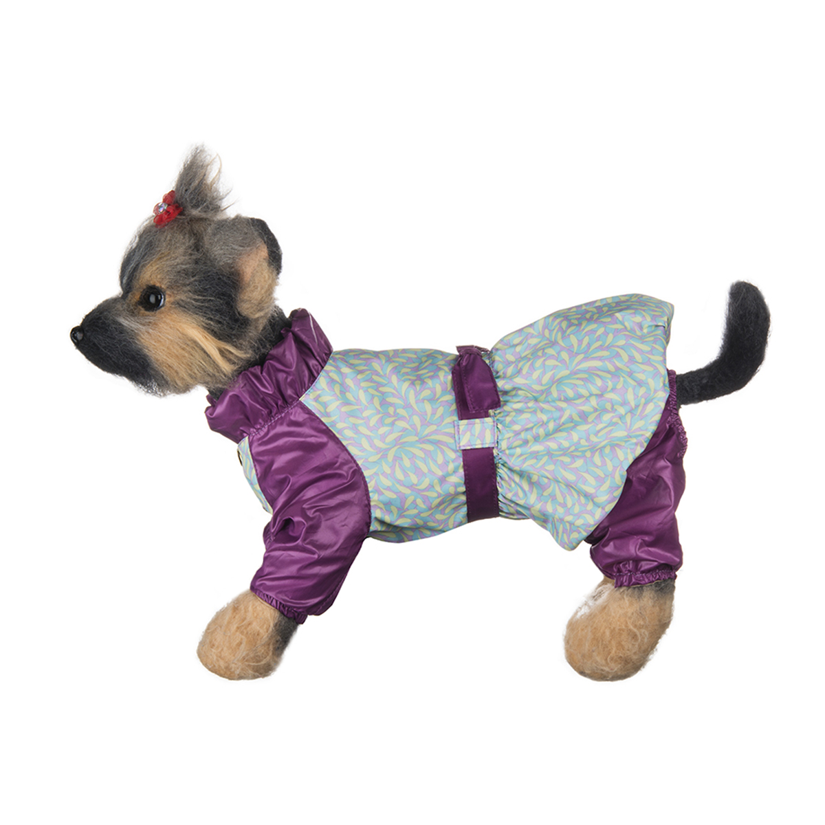 Комбинезон для собак Dogmoda Настроение, для девочки, цвет: фиолетовый, мятный, желтый. Размер 3 (L)DM-150314-3 Комбинезон для собак Dogmoda Настроение, для девочки, цвет: фиолетовый, мятный, желтый. Размер 3 (L)DM-150314-3Нежный и романтичный комбинезон для собак Dogmoda Настроение отлично подойдет для прогулок в прохладную погоду. Комбинезон изготовлен из полиэстера, защищающего от ветра и осадков, с подкладкой из вискозы, которая сохранит обеспечит отличный воздухообмен. Комбинезон застегивается на кнопки, благодаря чему его легко надевать и снимать. Ворот, низ рукавов и брючин оснащены внутренними резинками, которые мягко обхватывают шею и лапки, не позволяя просачиваться холодному воздуху. На пояснице комбинезон затягивается на стильный ремень-кулиску. Изделие имеет очаровательную юбку и закрытый живот. Благодаря такому комбинезону простуда не грозит вашему питомцу и он не даст любимцу продрогнуть на прогулке.