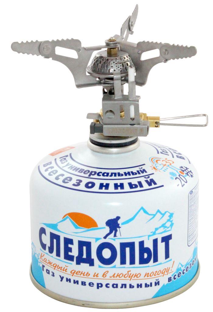 Горелка газовая Следопыт Огненный цветокTRI-015 Горелка газовая Следопыт Огненный цветокTRI-015Газовая горелка Следопыт Огненный цветок является еще одним решением по оптимизации веса походного снаряжения. Изделие оборудовано системой пьезоэлектрического розжига. Идеально подойдет для путешественников, отдающих предпочтение пешим походам по пересеченной местности, а также для горного туризма. В сложенном виде горелка компактно размещается в пластиковом кейсе, который защищает ее от повреждений и попадания влаги. Для питания используются газовые смеси в баллонах с резьбовым клапаном PF-FG-230 (230 г) и PF-FG-450 (450 г). Используя переходник PF-GSA-02, возможно подключение горелки к цанговому баллону PF-FG-220 (220 г). Все аксессуары для горелки приобретаются отдельно. Рекомендуется использовать в качестве индивидуальной портативной плиты для 1-го или 2-х человек. Также можно использовать в качестве запасного аварийного комплекта.Характеристики: Мощность горелки: 2,2 кВт. Расход топлива: 140 г/ч. Диаметр горелки: 30 мм. Вес горелки: 105 г. Вес горелки с кейсом: 138 г. Размеры в походном положении: 78 мм х 64 мм х 35 мм. Максимальный диаметр используемой посуды: 20 см. Максимальная вертикальная нагрузка: 5 кг (5 л воды).