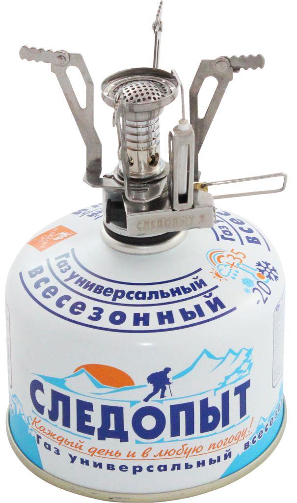 Горелка газовая Следопыт СпутникSPIRIT ED 1050 Горелка газовая Следопыт СпутникSPIRIT ED 1050Газовая горелка Следопыт Спутник - это одна из самых легких портативных горелок. Она оборудована системой пьезоэлектрического розжига и системой предотвращения задувания пламени сильными порывами ветра. Специально создана для пеших путешествий (трекинга). В сложенном виде компактно размещается в пластиковом кейсе, который защищает горелку от повреждений и попадания влаги. Для питания используются газовые смеси в баллонах с резьбовым клапаном PF-FG-230 (230 г) и PF-FG-450 (450 г). Используя переходник PF-GSA-02, возможно подключение плиты к цанговому баллону PF-FG-220 (220 г). Все аксессуары для горелки приобретаются отдельно. Рекомендуется использовать в качестве индивидуальной портативной плиты для 1-го или 2-х человек. Либо взять ее на случай повреждения основного оборудования и использовать как аварийный комплект. Характеристики: Мощность горелки: 2 кВт. Расход топлива: 140 г/ч. Диаметр горелки: 28 мм. Вес горелки: 95 г. Вес горелки с кейсом: 125 г. Размеры в походном положении (размеры кейса): 78 мм х 54 мм х 45 мм. Максимальный диаметр используемой посуды: 15 см. Максимальная вертикальная нагрузка: 5 кг (5 л воды).