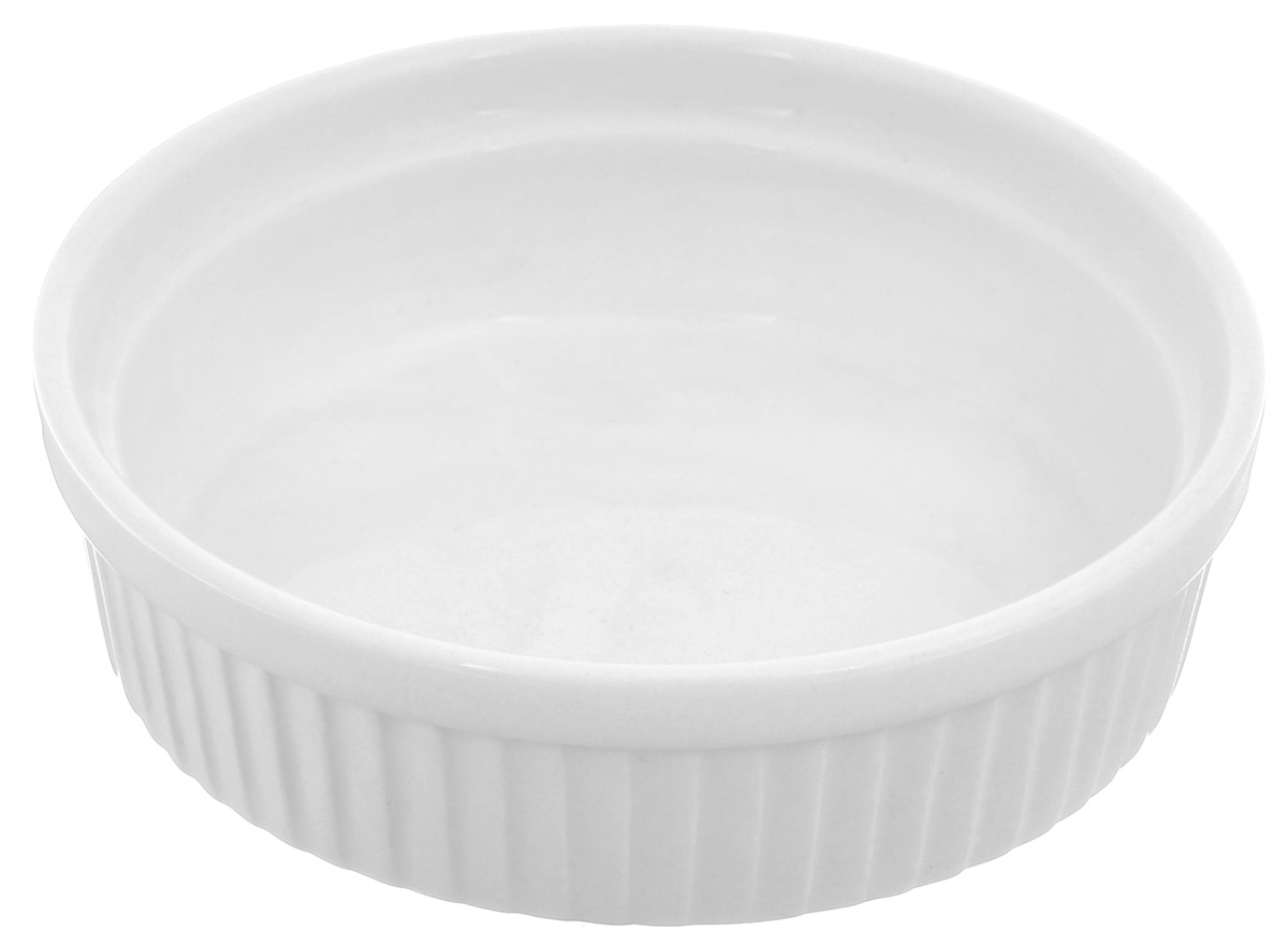 Порционная форма для выпечки BergHOFF Bianco, круглая, цвет: белый, диаметр 12 см1691268 Порционная форма для выпечки BergHOFF Bianco, круглая, цвет: белый, диаметр 12 см1691268Порционная форма для выпечки BergHOFF Bianco изготовлена из высококачественного фарфора с глазурованной поверхностью. Форму можно использовать для приготовления блюд, таких как крем-брюле, жульен, маффины и прочее. Изделие термоустойчиво, поверхность сохраняет свой цвет, а пища естественный аромат. Материал мягко проводит тепло для равномерного запекания. Подходит для мытья в посудомоечной машине. Диаметр формы: 12 см. Высота стенок: 3,5 см.