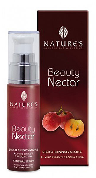 Сыворотка для лица Natures Beauty Nectar, восстанавливающая, 30 млFS-00897 Сыворотка для лица Natures Beauty Nectar, восстанавливающая, 30 млFS-00897Сыворотка Natures Beauty Nectar предназначена для глубокого увлажнения и оживления кожи, придания ей яркости и тонуса. Благодаря высокой концентрации активных ингредиентов: экстракта из косточек и почек лозы винограда кьянти, средство заметно уменьшает глубину морщин и разглаживает мимические морщины, активизирует клеточный обмен, формирует четкие контуры лица. Рекомендуется курсовой уход в течение не менее 30 дней, повторяясь 2-3 раза в год во время смены сезонов, после пляжного отдыха или стрессовых состояний. Характеристики:Объем: 30 мл. Производитель: Италия. Артикул:60120502. Товар сертифицирован.