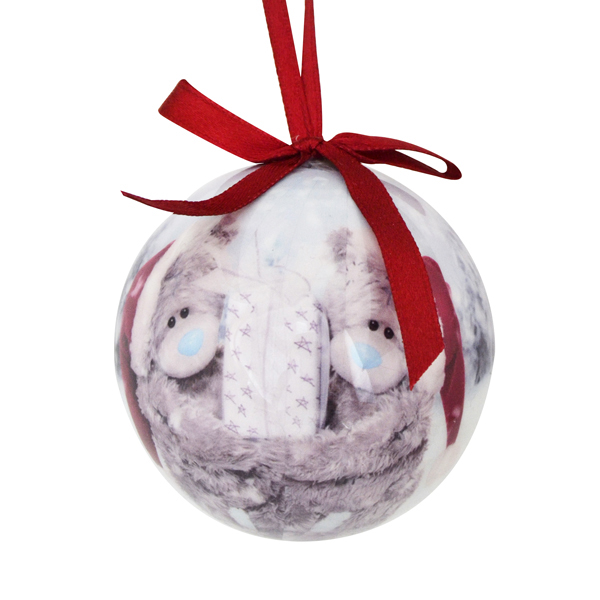 Набор новогодних подвесных украшений Winter Wings Me to You, диаметр 5,5 см, 4 штMTY-N06003 Набор новогодних подвесных украшений Winter Wings Me to You, диаметр 5,5 см, 4 штMTY-N06003Набор Winter Wings Me to You отлично подойдет для декорации вашего дома и новогодней ели. Набор состоит из 4 украшений, выполненных из пластика в виде шаров. Изделия оформлены изображениями новогодних мишек. Украшения оснащены специальными текстильными петельками для подвешивания. Елочная игрушка - символ Нового года. Она несет в себе волшебство и красоту праздника. Создайте в своем доме атмосферу веселья и радости, украшая всей семьей новогоднюю елку нарядными игрушками, которые будут из года в год накапливать теплоту воспоминаний.