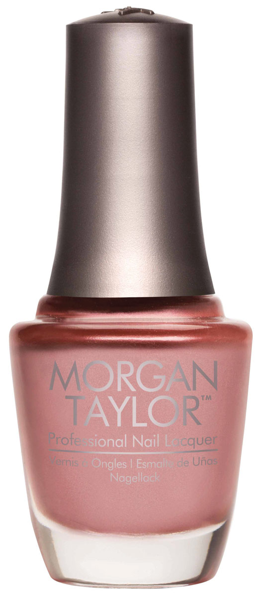 Morgan Taylor Лак для ногтей Texas Me Later/Своя в Техасе, 15 мл50186 Morgan Taylor Лак для ногтей Texas Me Later/Своя в Техасе, 15 мл50186Медно-розовый перламутр. Эксклюзивная коллекция Morgan Taylor™ насыщена редкими и драгоценными составляющими. Оттенки основаны на светящихся жемчужинах, оловянных сплавах, мерцающем серебре и лучезарном золоте. Все пигменты перетерты в мельчайшую пыль и используются без разбавления другими красителями: в итоге лак получается благородным и дорогим. Наша обязанность перед мастером маникюра — предложить безопасное профессиональное цветное покрытие. Именно поэтому наши лаки являются BIG3FREE: не содержат формальдегида, толуола и дибутилфталата. В работе с клиентом лак должен быть безупречным — от содержимого флакона до удобства нанесения. Индивидуальный проект и дизайн — сочетание удобства в работе и оптимального веса флакона. Кристально-прозрачное итальянское стекло — это качество стекла позволяет вам видеть цвет лака без искажений, поэтому вопрос выбора цветного покрытия клиентом и мастером решается быстро и с легкостью. Удобный колпачок — воздушный, почти невесомый, он будто...