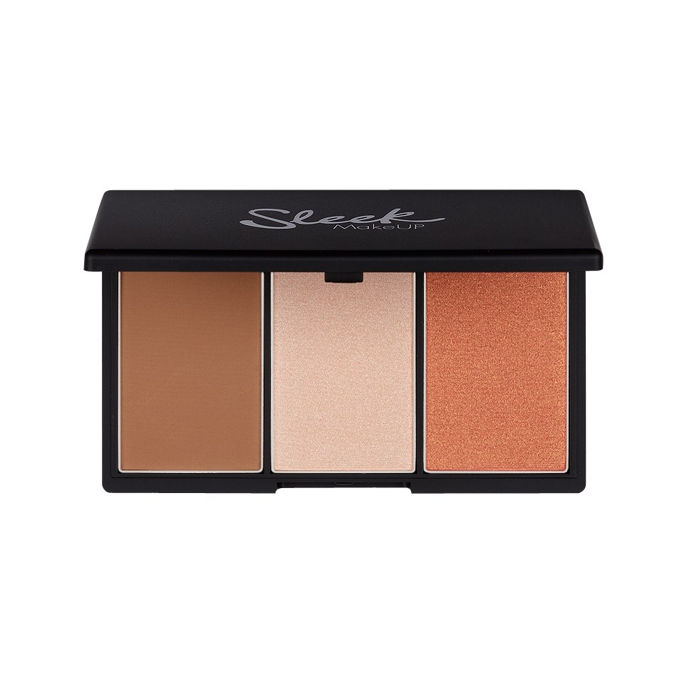 SLEEK MAKEUP Набор для корректировки формы лица FACE FORM Fair 372, 20гр96040621 SLEEK MAKEUP Набор для корректировки формы лица FACE FORM Fair 372, 20гр96040621Набор для корректировки формы лица Face form - культовый продукт для создания контуров лица в трех оттенках. Скульптурирование лица всегда работает по принципу бронзер+хайлайтер+румяна - именно эта must have комбинация реализована в одном из лучших продуктов Sleek MakeUP. Удобная упаковка с зеркалом, 3 продукта в одном и идеально подобранные оттенки