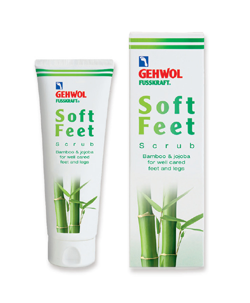 Gehwol Soft Feet Peeling - Пилинг Бамбук и жожоба для ног 125 млFS-00897 Gehwol Soft Feet Peeling - Пилинг Бамбук и жожоба для ног 125 млFS-00897Геволь Пилинг «Бамбук и жожоба» мягко и эффективно отшелушивает ороговевшие клетки кожи, придает коже гладкость и улучшает ее регенерацию. Натуральные гранулы бамбука и воск жожоба обеспечивают легкий и нежный пилинг, стимулируют кровообращение. Мелкие кристаллы сахара способствуют быстрому отшелушеванию ороговевших клеток кожи, мягко и бережно массируют кожу ног и стоп. Масло авокадо и экстракт меда обогащают кожу ценными питательными веществами, витамин Е защищает ее и предотвращает преждевременное старение.Пилинг улучшает кровообращение кожи и подготавливает её для дальнейшего ухода, обеспечивая лучшее впитывание ценных питательных веществ в кожу, например, с использованием Шелкового крема «Молоко и мед с гиалуроновой кислотой» марки GEHWOL.