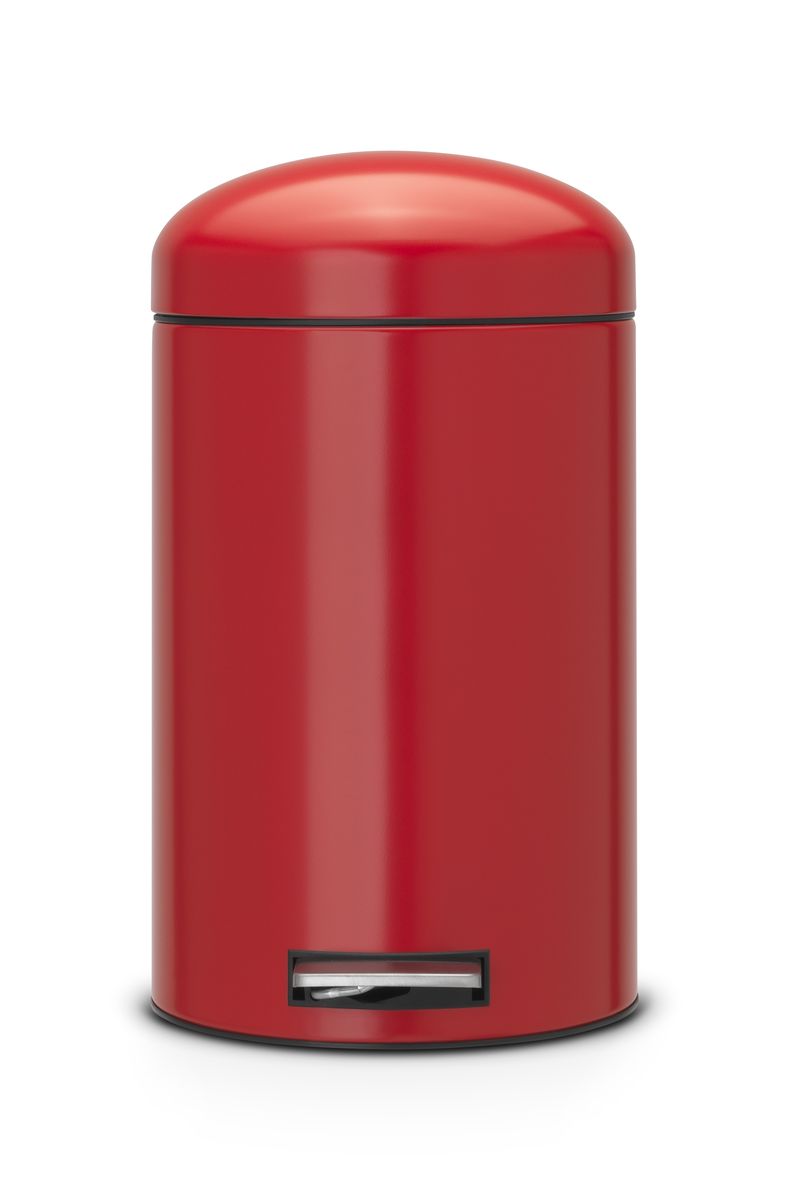 Ведро для мусора Brabantia Retro, 12 л483783 Ведро для мусора Brabantia Retro, 12 л483783Стильный ретро бак открывается бесшумно легким нажатием на педаль. Незаменимый помощник в вашей ванной комнате. Механизм MotionControl обеспечивает мягкое действие педали и бесшумное закрывание крышки; Мягкое действие педали и бесшумное закрывание крышки; Удобный в использовании - при открывании вручную крышка фиксируется в открытом положении, закрывается нажатием педали; Надежный педальный механизм, высококачественные коррозионно-стойкие материалы; Удобная очистка - съемное внутреннее ведро из пластика; Бак удобно перемещать - прочная ручка для переноски; Отличная устойчивость даже на мокром и скользком полу – противоскользящее основание.; Предохранение пола от повреждений - пластиковый защитный обод; Всегда опрятный вид – идеально подходящие по размеру мешки для мусора с завязками (размер C); 10-летняя гарантия Brabantia.