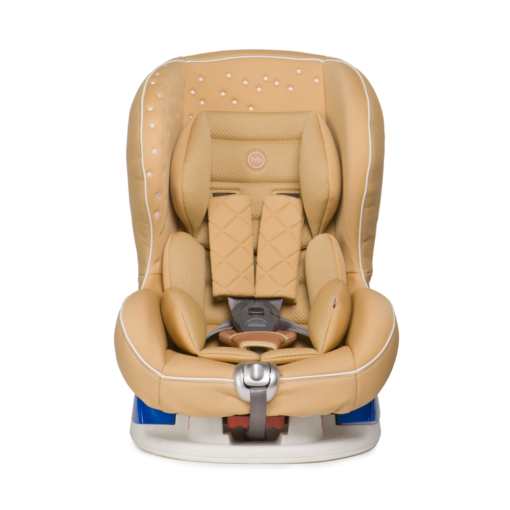 Happy Baby Автокресло Taurus V2 Beige до 18 кг4650069782940 Happy Baby Автокресло Taurus V2 Beige до 18 кг4650069782940Автокресло Happy Baby Taurus V2 Beige - это удобное, повышенной комфортности кресло для детей до 18 кг (группа 0/1). Съемный чехол автокресла создан из высококачественной, приятной на ощупь эко-кожи и имеет текстильный матрасик, который создает дополнительный комфорт для ребенка. Безопасность гарантируют пятиточечные ремни безопасности с мягкими накладками, а дополнительная анатомическая вкладка позволит занять малышу уютное правильное положение. Модель имеет выдвижную опору для дополнительного угла наклона и устанавливается лицом по ходу или против движения автомобиля, в зависимости от возраста и веса ребенка. Дизайн выполнен с использованием декоративной вышивки и стежки, что создает неповторимый стильный образ автокресла. Внешний вид кресла подчеркнет изысканный вкус родителей и украсит салон вашего автомобиля.