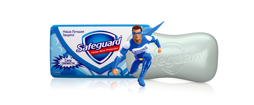 Safeguard Антибактериальное мыло Свежее, 90 гSG-81540426 Safeguard Антибактериальное мыло Свежее, 90 гSG-81540426Мыло Safeguard на 100% рекомендовано специалистами по всему миру! Антибактериальное мыло Safeguard Свежее теперь с супергероем на пачке, чтобы ваш малыш мыл руки весело и с удовольствием! Присоединяйтесь к Командору Safeguard в его борьбе с бактериями! Антибактериальное мыло Safeguard Свежее уничтожает до 99,9% всех известных болезнетворных бактерий и ухаживает за кожей рук • поверхностно активные вещества эффективно удаляют все виды микробов в момент смывания • антибактериальный комплекс обеспечивает защиту от самых опасных граммоположительных бактерии (Стрептококк, Стафилококк) до 12 часов после смывания • смягчающие компоненты оказывают успокаивающее воздействие на кожу рук, и ваши руки сияют здоровьем Это мыло - просто находка! Отличная защита от микробов, не вызывает раздражения, пользуемся всей семьей