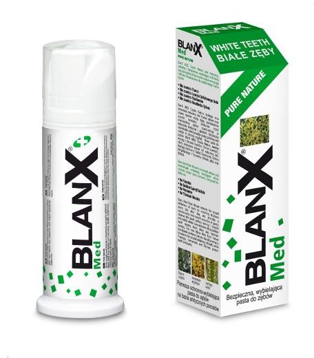 Blanx Зубная паста Органик Med Pure Nature, 75 млGA0811800, GA08118 Blanx Зубная паста Органик Med Pure Nature, 75 млGA0811800, GA08118Blanx Med Органик день за днем восстанавливает естественную белизну зубов. Состав: экстракт подорожника, экстракт тимьяна (чабреца) и экстракт гамамелиса виргинского – защищают, бережно очищают и обеспечивают эффективный уход за ротовой полостью; Экстракт арктического мха (цетрарии исландской) – восстанавливает природную белизну зубов. Blanx Med Органик - это абсолютно безопасная формула для здоровья Ваших зубов и дёсен. Формула зубной пасты не содержит фтора, диоксид титана, содиум лаурил сульфата(SLS) и парабенов.