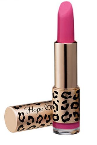 Milky Balm Lipstick Молочный бальзам, 4,5 гhp04PK206 Milky Balm Lipstick Молочный бальзам, 4,5 гhp04PK206Губная помада с молочными оттенками и мягкой, гладкой текстурой. Содержит масло ши, гидро полимер, витамин Е. Поддерживает оптимальное увлажнение, придает коже упругость. Предотвращает шелушения и создает защитный барьер от агрессивных условий окружающей среды. Имеет мягкий цветочный аромат.