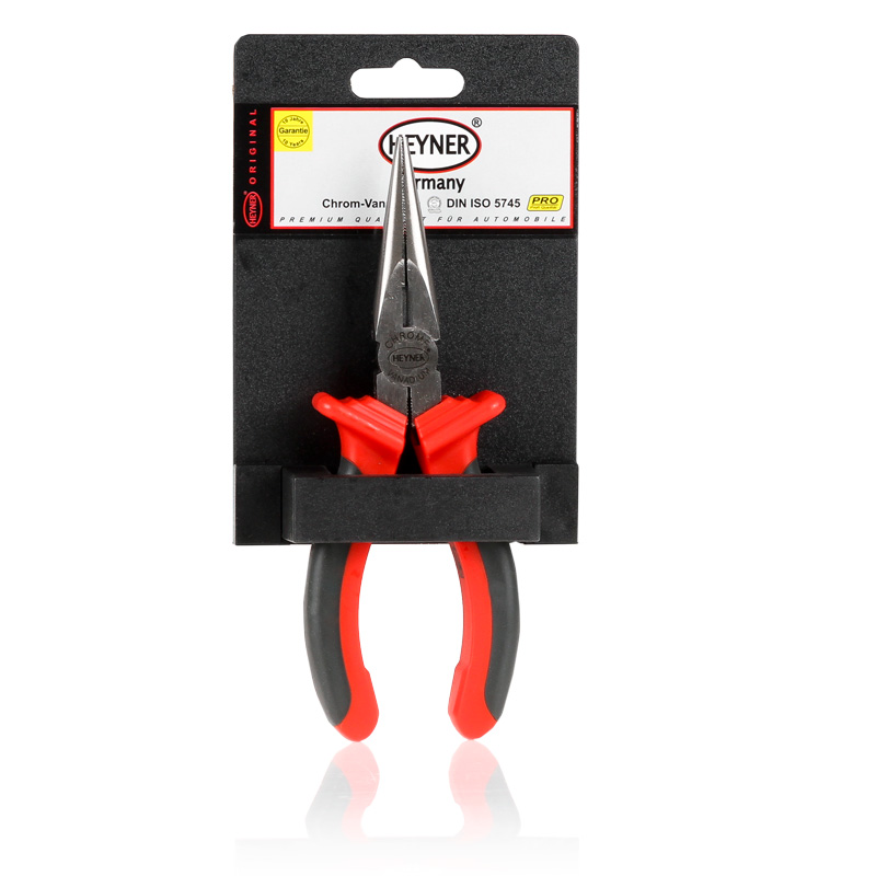Плоско-круглогубцы Heyner, 16 см350400 Плоско-круглогубцы Heyner, 16 см350400Круглогубцы Heyner применяются для удерживания мелких предметов или для скручивания проволоки, проводов. Губки изготовлены из высококачественной хромованадиевой стали. Эргономичные ручки обеспечивают надежный захват и не скользят в руке. Длина круглогубцев: 16 см.