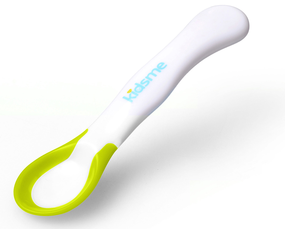 Kidsme Термо-ложка цвет лайм 2 шт9857LI Kidsme Термо-ложка цвет лайм 2 шт9857LIЦветной ободок ложки - индикатор Kidsme, который позволяет легко определить, когда пища будет иметь безопасную температуру! Помешайте пищу ложкой в течении 10-15 секунд. Цветной ободок потускнеет если температура пищи выше 40°C, значит еду нужно охладить до безопасной температуры. Особенность: • Цветной ободок приятный на ощупь и создает ощущения комфорта при кормлении. • Размер и форма Термо-ложки Kidsme подходят для удобного захвата маленькими ручками. Материал: полипропилен.