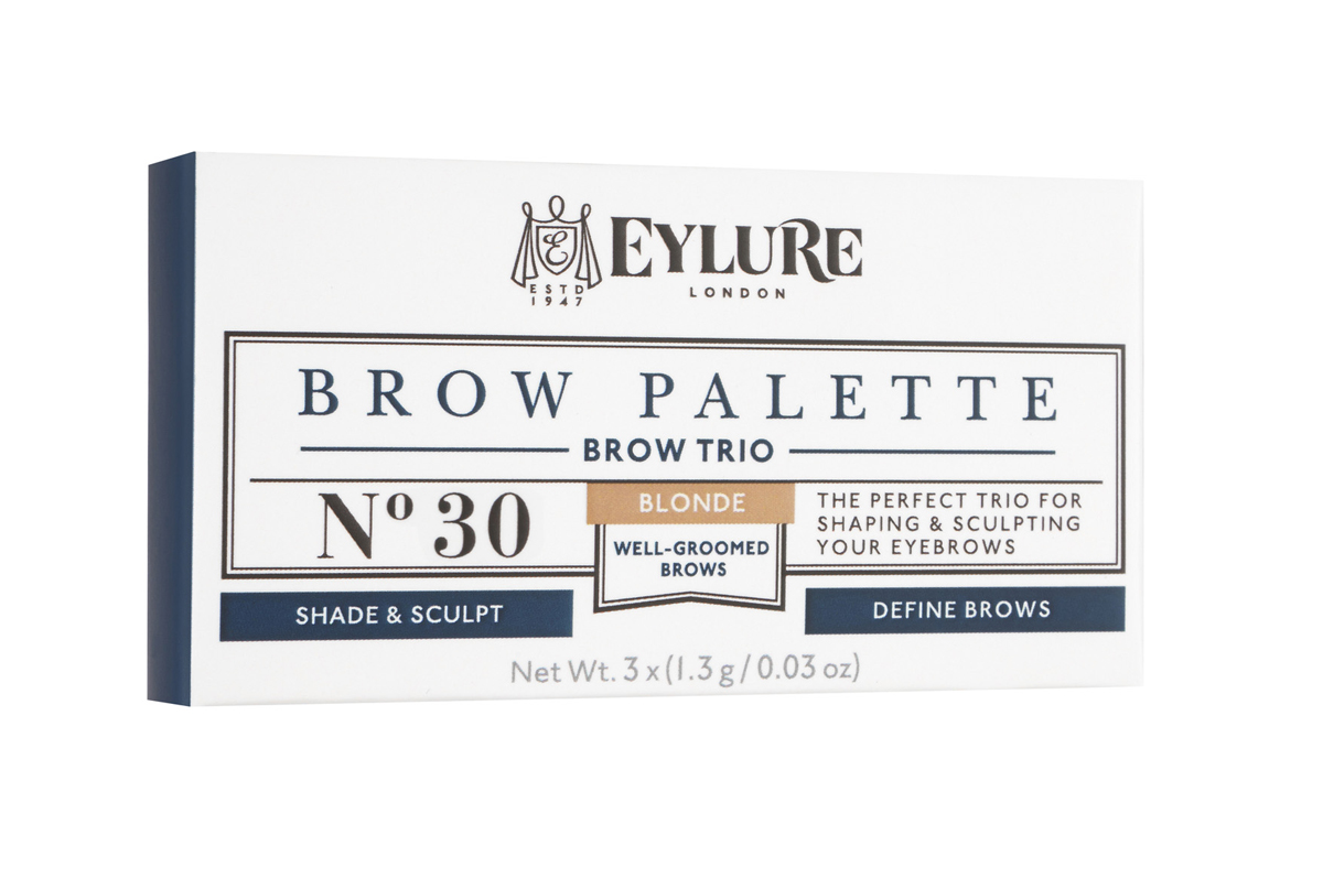 Eylure Палетка для моделирования бровей 30 Brow Palette - Blonde Светлая 3*3 гр6008103 Eylure Палетка для моделирования бровей 30 Brow Palette - Blonde Светлая 3*3 гр6008103Набор для моделирования бровей для создания формы, цвета и выразительности. В составе теней витамины A и C, антиоксидант витамин E и силиконовый флюид, которые придают гладкость при нанесении. Воск придает устойчивость и водостойкий эффект, а розмарин и масло сладкого миндаля в составе воска увлажняют и ухаживают за бровями. Моделирование: зафиксируйте форму бровей с помощью воска Цвет: с помощью интенсивно пигментированных теней Выделение: подчеркните брови с помощью хайлайтера В комплекте: Тени для бровей, моделирующий воск, хайлайтер и аппликатор. Объем: 3 Х 3 г