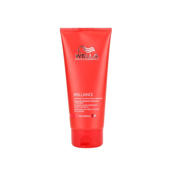 Wella Бальзам Brilliance Line для окрашенных нормальных и тонких волос, 200 мл121754 Wella Бальзам Brilliance Line для окрашенных нормальных и тонких волос, 200 мл121754Для смягчения и увлажнения волос используйте Бальзам для окрашенных нормальных и тонких волос. Благодаря ухаживающей формуле, оказывается комплексное воздействие на волосы и кожу головы, активно поддерживается блеск и сияние цвета. Кроме того, используя средство для окрашенных волос, вы сделаете каждый волос более мягким и гладким, обеспечите антистатический эффект. Как результат, волосы становятся упругими и сильными, послушными, мягкими и шелковистыми. Теперь они надежно защищены от негативных внешних факторов. В составе имеются витамин E, катионоактивный полимер, бриллиантовая пыльца, глиоксиловая кислота, экстракт орхидеи, пантенол.