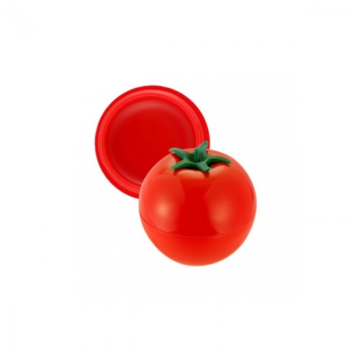 TonyMoly Бальзам для губ мини вишня с томатом Mini Cherry Tomato Lip Balm, 7 млLM02021700 TonyMoly Бальзам для губ мини вишня с томатом Mini Cherry Tomato Lip Balm, 7 млLM02021700Питательный увлажняющий бальзам для губ на основе экстракта томата, имеет оригинальную упаковку в виде спелого помидора. Оптимальное увлажнение, обширный комплекс витаминов бета-каротин и другие полезные микроэлементы в составе экстракта томата обеспечивают самый полный уход за кожей губ, предохраняют от пересыхания, появления трещин, шелушения. Mini Cherry Tomato Lip Balm: -заполняет собой имеющиеся трещинки на губах, выравнивает и разглаживает их; -визуально увеличивает объем; -дает чувственную припухлость; -делает цвет губ более насыщенным, естественным. Бальзам косметической компании Tony Moly легко и быстро впитывается в кожу губ, не смазывается и не стирается в течение длительного времени, при нанесении не течет, имеет фактор SPF15/PA++, обеспечивающий оптимальную защиту от негативного влияния солнечного ультрафиолета. Марка Tony Moly чаще всего размещает на упаковке (внизу или наверху на спайке двух сторон упаковки, на дне банки, на тубе сбоку) дату изготовления в формате:...
