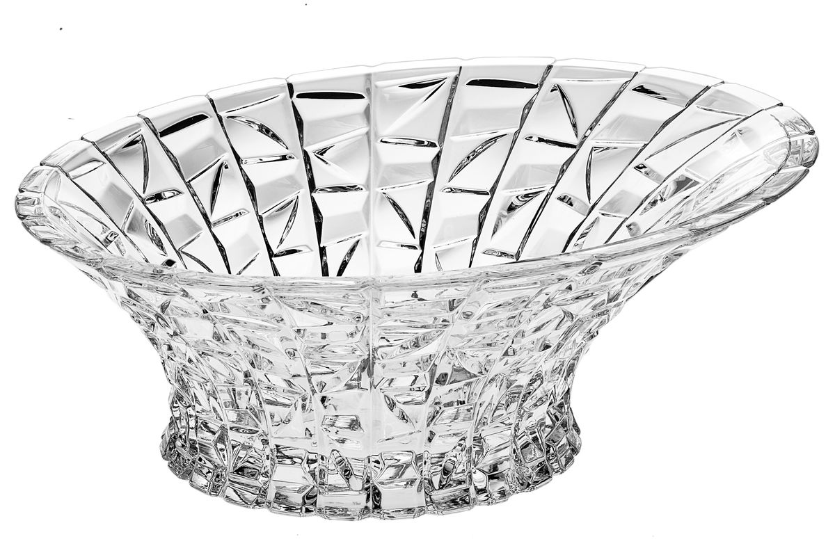Салатник Crystal Bohemia, диаметр 33 см990/65803/0/47610/330-109 Салатник Crystal Bohemia, диаметр 33 см990/65803/0/47610/330-109Настоящий чешский хрусталь с содержанием оксида свинца 24%, что придает изделиям поразительную прозрачность и чистоту, невероятный блеск, присущий только ювелирным изделиям , особое, ни с чем не сравнимое светопреломление и игру всеми красками спектра как при естественном, так и при искуственном освещении. Продукция из Хрусталя соответствуют всем европейским и российским стандартам качества и безопасности. Традиции чешских мастеров передаются из поколения в поколение. А высокая художаственная ценность иделий признана искушенными ценителями во всем мире. Продукция из Хрусталя соответствуют всем европейским и российским стандартам качества и безопасности.