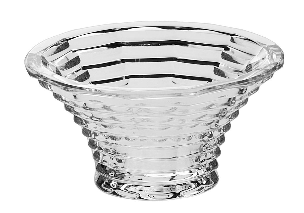 Салатник Crystal Bohemia, диаметр 12 см990/95809/0/47600/120-109 Салатник Crystal Bohemia, диаметр 12 см990/95809/0/47600/120-109Настоящий чешский хрусталь с содержанием оксида свинца 24%, что придает изделиям поразительную прозрачность и чистоту, невероятный блеск, присущий только ювелирным изделиям , особое, ни с чем не сравнимое светопреломление и игру всеми красками спектра как при естественном, так и при искуственном освещении. Продукция из Хрусталя соответствуют всем европейским и российским стандартам качества и безопасности. Традиции чешских мастеров передаются из поколения в поколение. А высокая художаственная ценность иделий признана искушенными ценителями во всем мире. Продукция из Хрусталя соответствуют всем европейским и российским стандартам качества и безопасности.