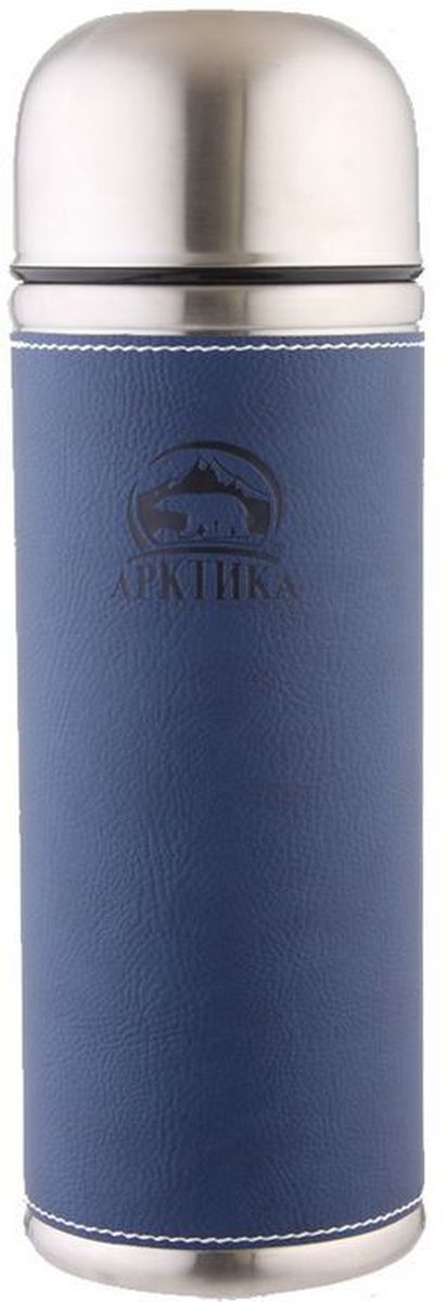 Термос Арктика, цвет: синий, 0,7 л108-700 синий Термос Арктика, цвет: синий, 0,7 л108-700 синийТермос Арктика 108 серии никогда не будет скользить в руках, если на них перчатки, и не остудит пальцы в мгновение ока, если рукавицы в данный момент не защищают. Зелёный кожзаменитель, покрывающий собой корпус, выглядит стильно и обладает подобающей практичностью (по многим параметрам даже большей, чем натуральная кожа). Он создает дополнительный защитный слой ударопрочному стальному корпусу термоса, который и сам способен справиться с многими превратностями судьбы, и предоставляет дополнительный комфорт владельцу этого замечательного термоса. Еще большее удобство термосу придает пробка с кнопкой: одно нажатие – и можно наливать напиток в чашку, второе нажатие – термос закрыт. Одним словом, если Вы бережно относитесь к себе и к своему времени, то термос Арктика 108 с кожаной вставкой создан именно для Вас!
