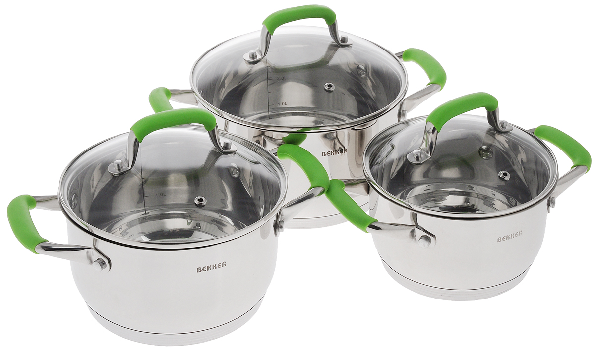 Набор посуды Bekker De Luxe, 6 предметовBK-1738 Набор посуды Bekker De Luxe, 6 предметовBK-1738Набор посуды Bekker De Luxe состоит из трех кастрюль со стеклянными крышками. Предметы набора выполнены из нержавеющей стали с капсулированным дном. На внутренней поверхности имеется мерная шкала. Зеркальная полировка придает изделиям привлекательный внешний вид. Крышки имеют металлический обод и отверстие для выпуска пара. Равномерное распределение температуры по всей поверхности обеспечивает быстрое приготовление пищи. Изделия оснащены эргономичными ручками с силиконовыми вставками. Посуда подходит для всех типов плит: электрических, стеклокерамических, газовых, галогеновых и индукционных. Можно мыть в посудомоечной машине. Диаметр кастрюль (по верхнему краю): 16 см; 18 см; 20 см. Ширина кастрюль (с учетом ручек): 25 см, 28 см, 30 см. Высота стенок кастрюль: 10 см, 11 см, 12 см. Объем кастрюль: 1,9 л, 2,7 л, 3,6 л. Диаметр основания кастрюль: 13,5 см, 15,5 см, 18 см. УВАЖАЕМЫЕ КЛИЕНТЫ! Обращаем ваше внимание...
