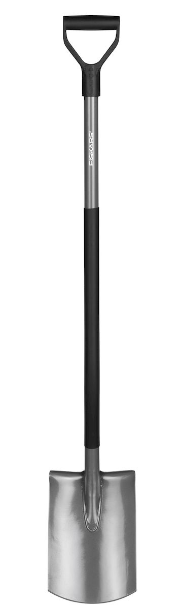 Лопата садовая Fiskars Ergonomic, с закругленным лезвием, 125 см131400 Лопата садовая Fiskars Ergonomic, с закругленным лезвием, 125 см131400Конструкция лопаты Fiskars Ergonomic позволяет садоводу сохранить правильное положение тела в процессе работы. Угол подъема в 26° минимизирует нагрузку на спину и плечи. Длинный, полый стальной черенок имеет пластиковое покрытие, защищающее от холода, а рукоятка, расположенная к черенку под углом 17°, гарантирует руке удобный и естественный хват. Особенности: Прямое лезвие позволяет легко обрабатывать кромку газона, копать и разрыхлять землю. Рукоятка в форме буквы Y обеспечивает надежный захват. Сварное соединение между лезвием и черенком обеспечивает прочность инструмента. Пластиковый чулок на черенке защищает инструмент от холода. Использование борсодержащей стали придает лопате дополнительную жесткость и обеспечивает легкое проникновение в почву.