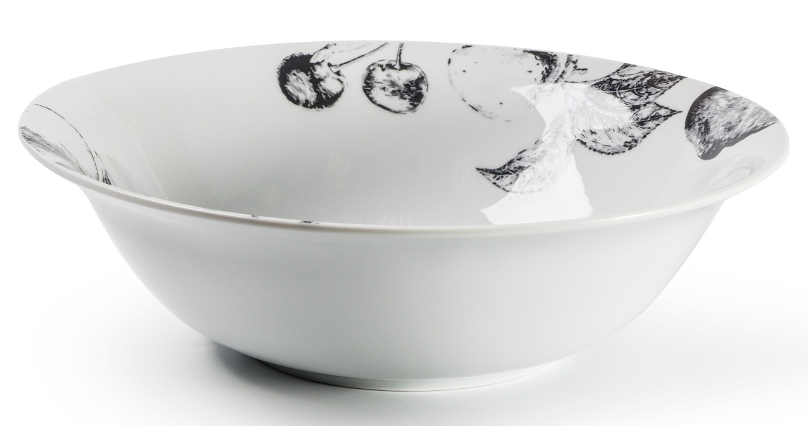 Салатник La Rose Des Sables Black Apple, 25 смVT-1520(SR) Салатник La Rose Des Sables Black Apple, 25 смVT-1520(SR)Фарфор производится в Тунисе из знаменитой своим качеством и белизной глины, добываемой во французской провинции Лимож. Преимущества этого фарфора заключаются в устойчивости к сколам и трещинам, что возможно благодаря двойному термическому обжигу. Лиможский фарфор не содержит включений тяжелых металлов, что соответствует мировым и российским санитарным требованиям. Данную серию можно использовать в СВЧ и посудомоечной машине. Приобретая лиможский фарфор, вы становитесь обладателем древних традиций и искусства фарфора.